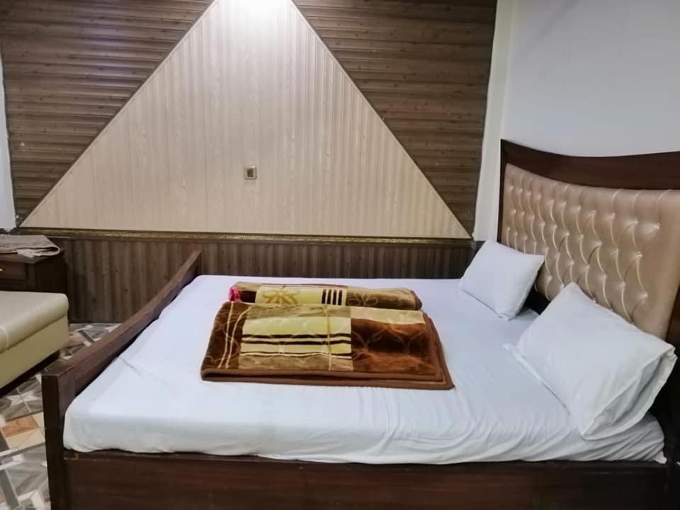 Madina Tower Hotel & Restaurant Bahrain Eksteriør bilde